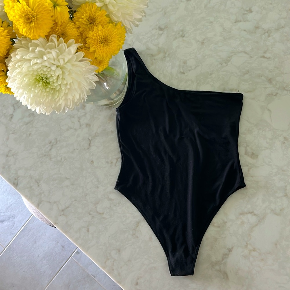 PUBLIK - Tamara One shoulder body suit - Picture 5 of 6